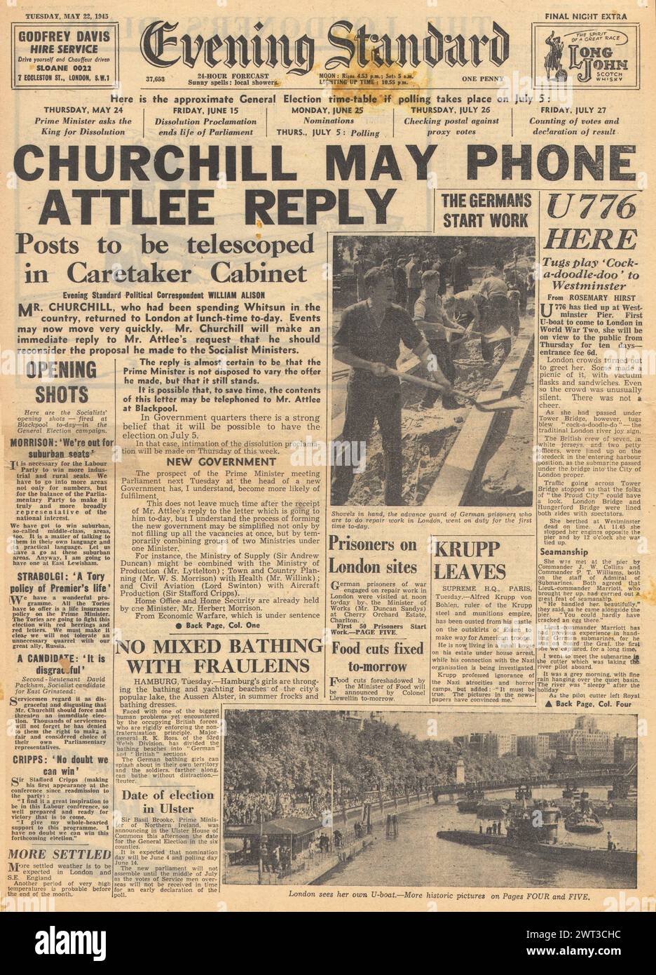 1945 Evening Standard in prima pagina che riporta Churchill e Attlee discutono sulle elezioni generali e U 776 in mostra al Westminster Pier Foto Stock
