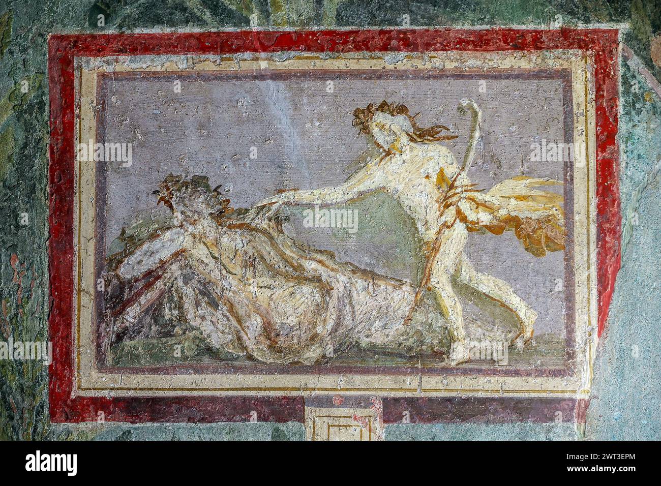 Un dettaglio di uno degli affreschi nella restaurata casa del frutteto, situata negli scavi archeologici di Pompei. Foto Stock