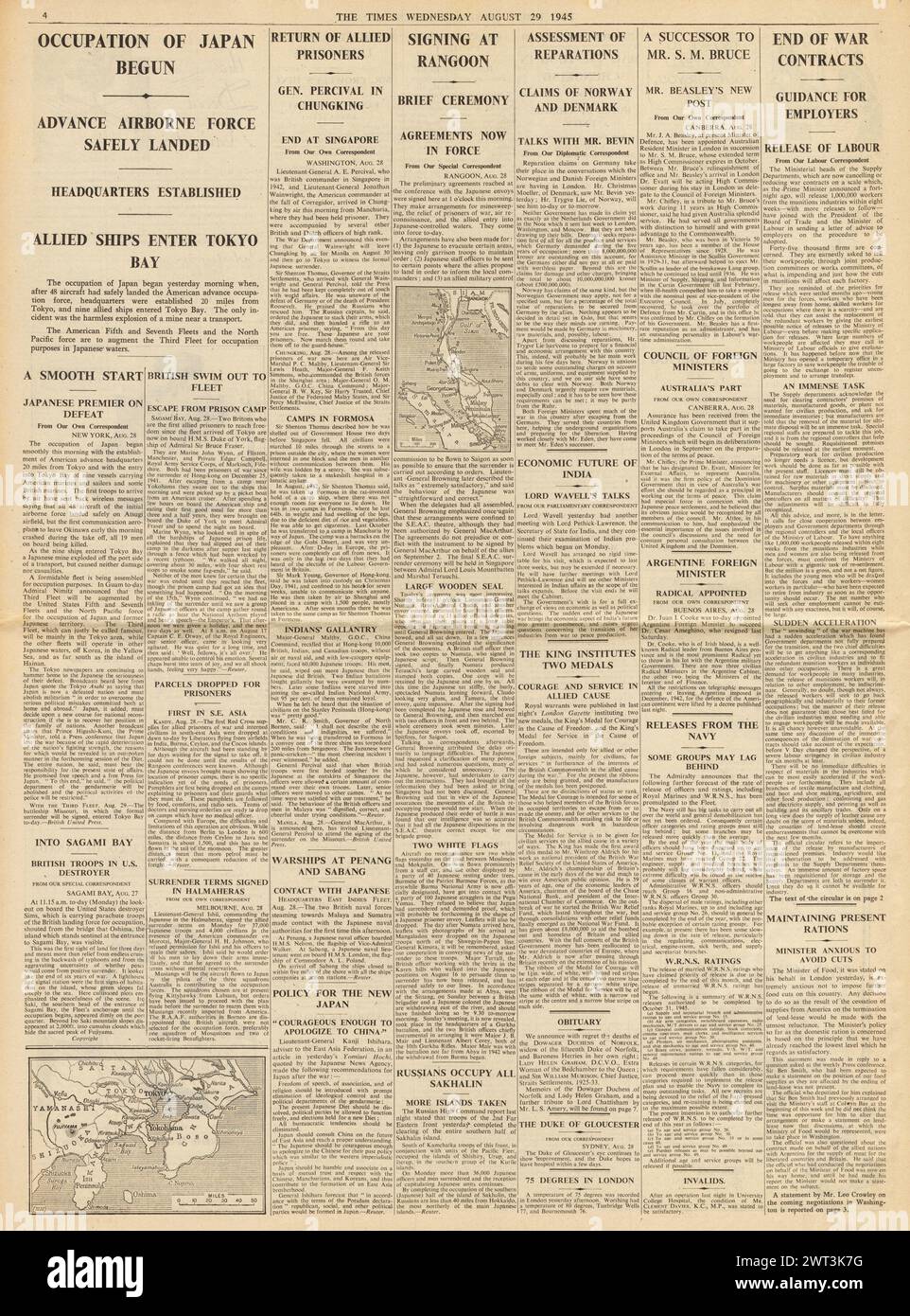 1945 The Times riportava che le navi da guerra alleate al largo di Tokyo, l'occupazione del Giappone e il generale Numata si arresero a Rangoon Foto Stock