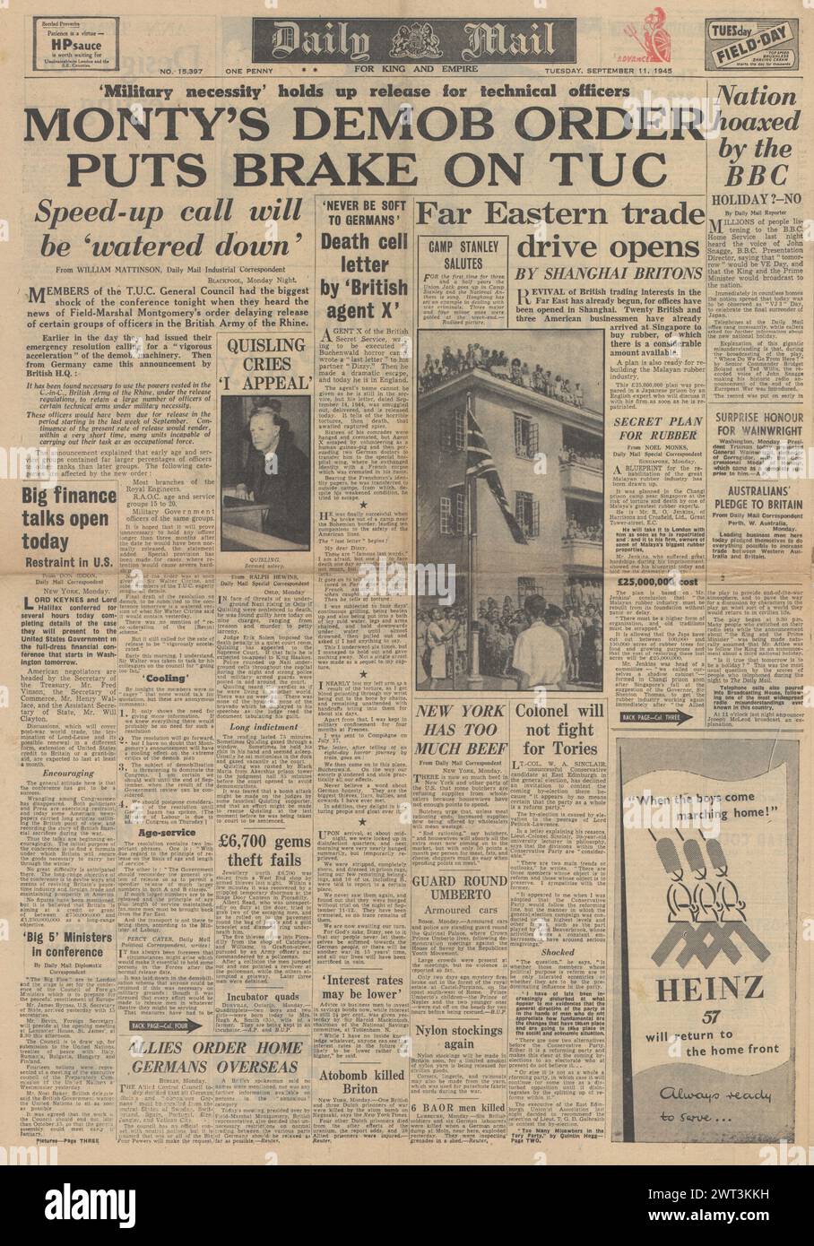 1945 la prima pagina del Daily mail riporta che Montgomery rallenta la smobilitazione, Quisling è stato dichiarato colpevole e la BBC ha truffato la nazione Foto Stock