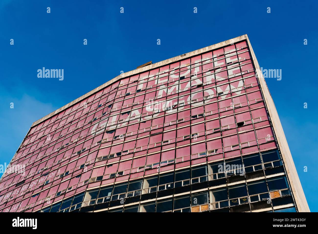 Glasgow, Regno Unito - 6 dicembre 2023: People Make Glasgow College Building. Hub tecnico. Foto Stock