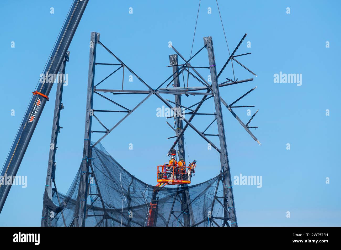 La Waverley Communication Tower in Australia è in fase di demolizione. Costruito nel 1945, ha svolto un ruolo fondamentale nell'atterraggio lunare Apollo 11 della NASA del 1969. Foto Stock