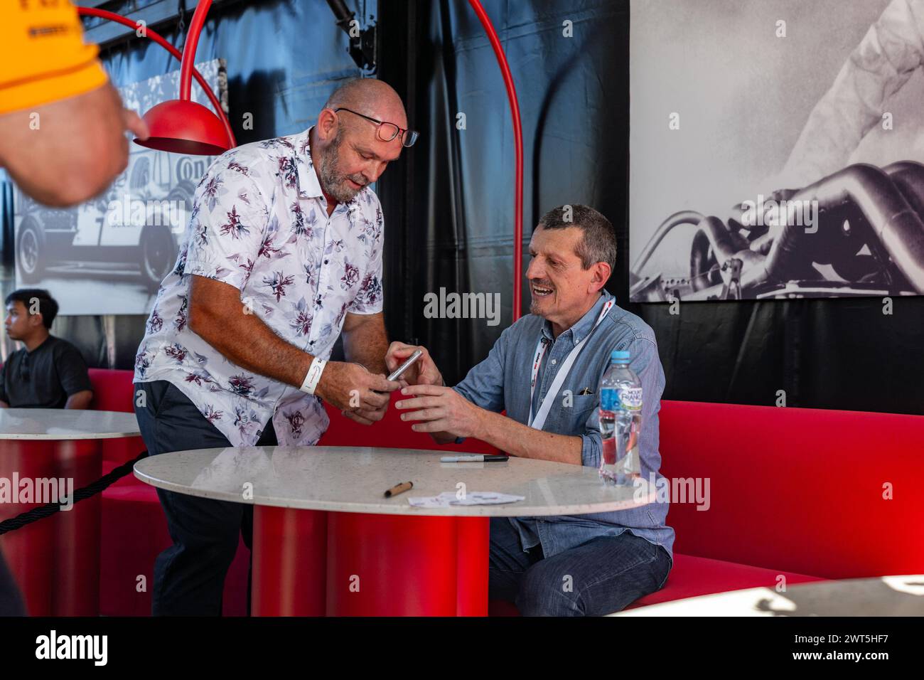 Adelaide, Australia. 16 marzo 2024. L'ex Haas F1 Team Principle Günther Steiner ha un incontro e una grande sessione con i membri della Honda Marquee sabato al Repco Adelaide Motorsport Festival 2024. Crediti: James Forrester/Alamy Live News Foto Stock