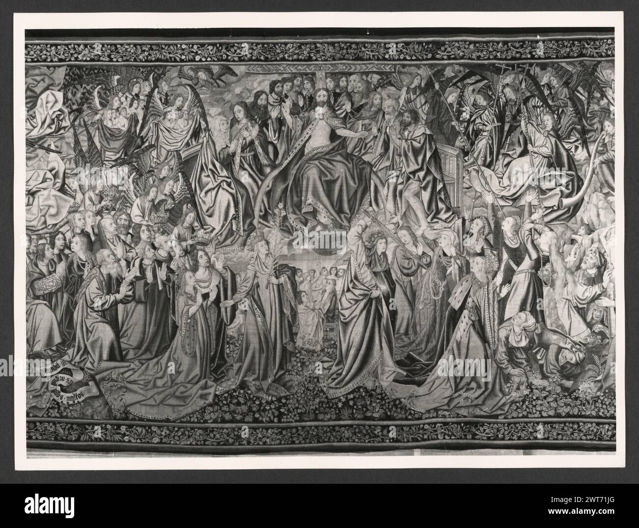 Lazio Roma Roma Palazzo Venezia, Museo. Hutzel, Max 1960-1990 Post-medievale: Collezione di arazzi nella "sala Regia" Note: Occupare le stanze dell'appartamento Balbo, dove Paolo II visse e riunì le sue collezioni. Arazzi tedeschi e francesi del XVI secolo, tutti prodotti a Bruxelles, e cinque arazzi italiani da Riviera su disegni di cartoni animati di Giov. Franco Romanelli nel 1637-42. Il fotografo e studioso tedesco Max Hutzel (1911-1988) fotografò in Italia dai primi anni '1960 fino alla sua morte. Il risultato di questo progetto, citato da Hutzel come foto Arte min Foto Stock