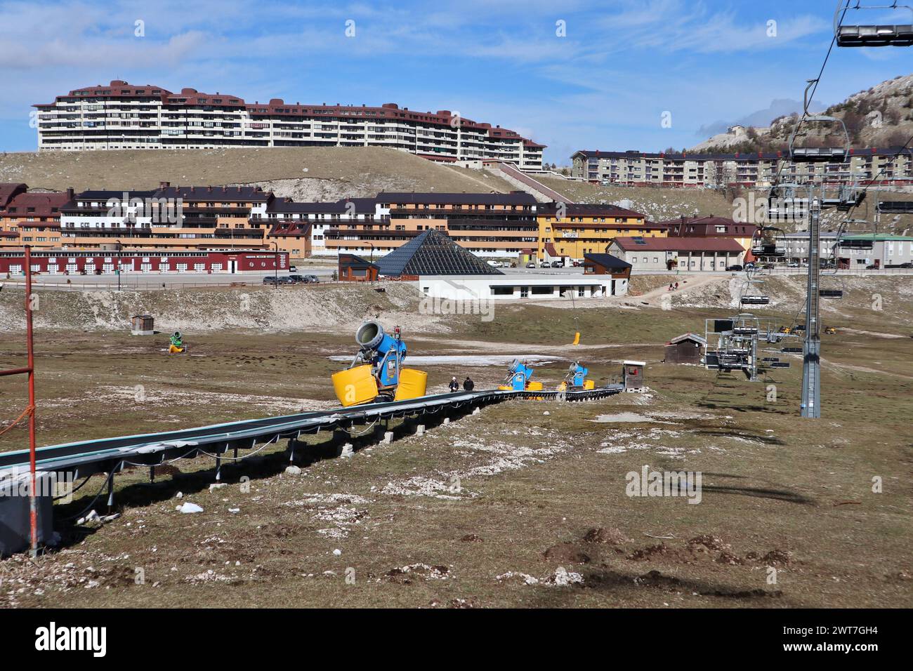 Campitello Matese - nastro trasportatore e seggiovia Lavarelle Foto Stock