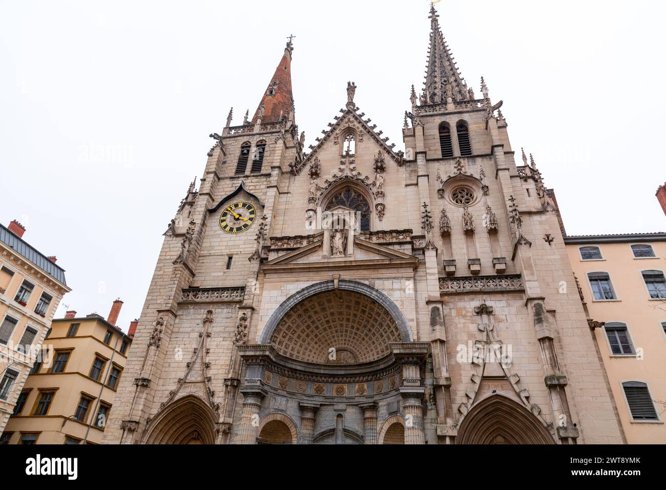 La chiesa di Saint-Nizier è una chiesa nel quartiere Presqu'ile nel secondo arrondissement di Lione, in Francia. Foto Stock