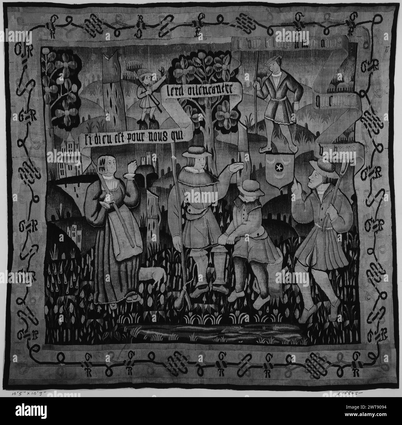 Contadini. Sconosciuto c. 1530-1550 arazzi dimensioni: H 10'3' x W 10'5' arazzo materiali/tecniche: Cultura sconosciuta: French Weaving Center: Unknown Ownership History: William Randolph Hearst coll.?. French & Co.?. Iscrizioni: Iscrizione su banderole 2 uomini, donna e ragazzo stanno sul campo; sullo sfondo, colline ondulate, ragazzo & uomo; banderole con iscrizioni sopra le figure; striscione con sole in medaglione e incorniciato da 3 lune a mezzaluna (Center R) (BRD) banda larga con nastri a motivi GCPA 0244185-0244186 hanno scritto 'Hearst' sul retro, forse indicando che questo set era di proprietà di William Randol Foto Stock