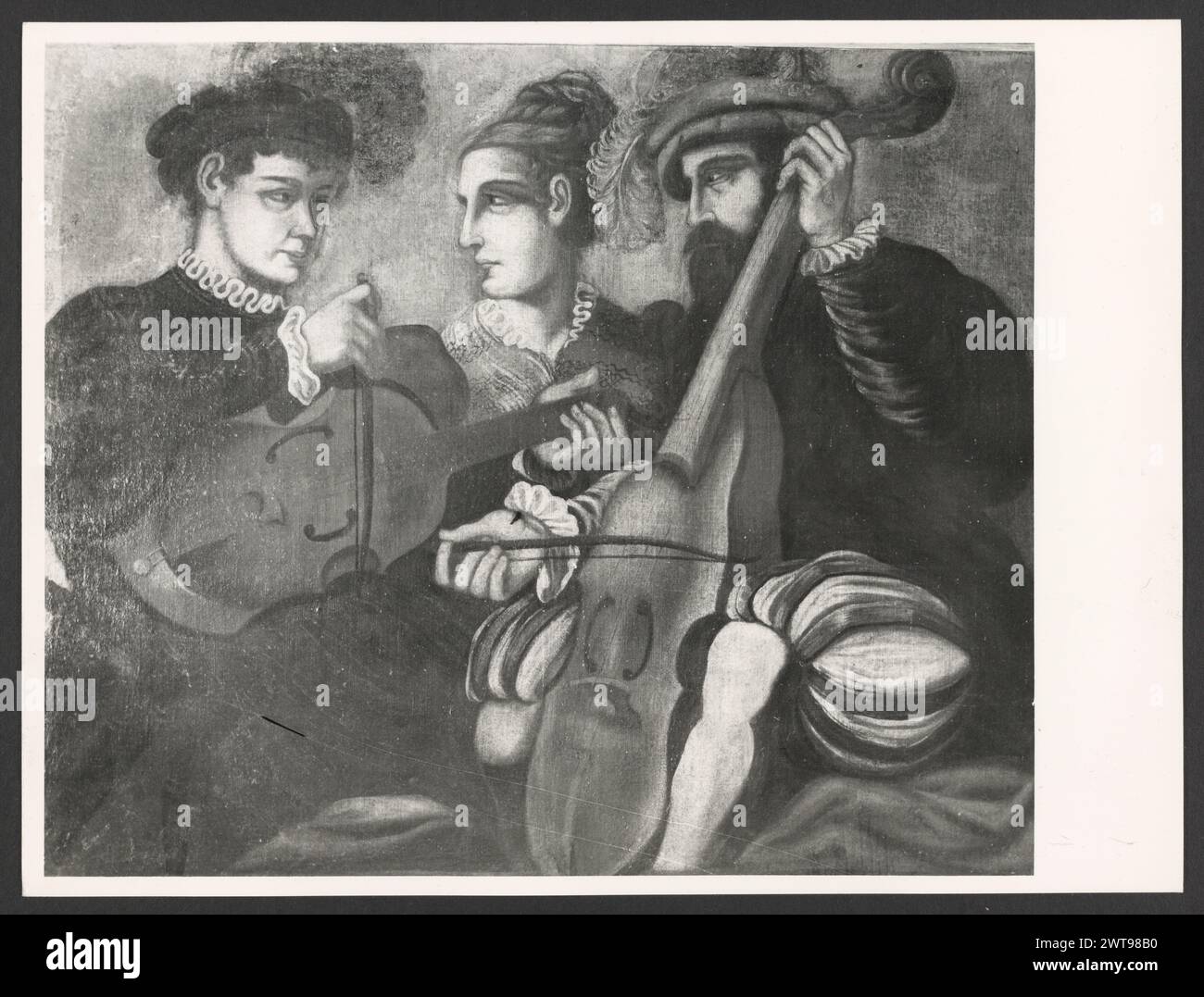 Lazio Roma Museo degli strumenti Musicali2. Hutzel, Max 1960-1990 fotografo e studioso tedesco Max Hutzel (1911-1988) fotografato in Italia dai primi anni '1960 fino alla sua morte. Il risultato di questo progetto, citato da Hutzel come foto Arte minore, è un'accurata documentazione dello sviluppo storico dell'arte in Italia fino al XVIII secolo, che comprende oggetti degli Etruschi e dei Romani, nonché monumenti altomedievali, romanici, gotici, rinascimentali e barocchi. Le immagini sono organizzate per regione geografica in Italia, quindi per provincia, città, complesso del sito e monumento. Foto Stock