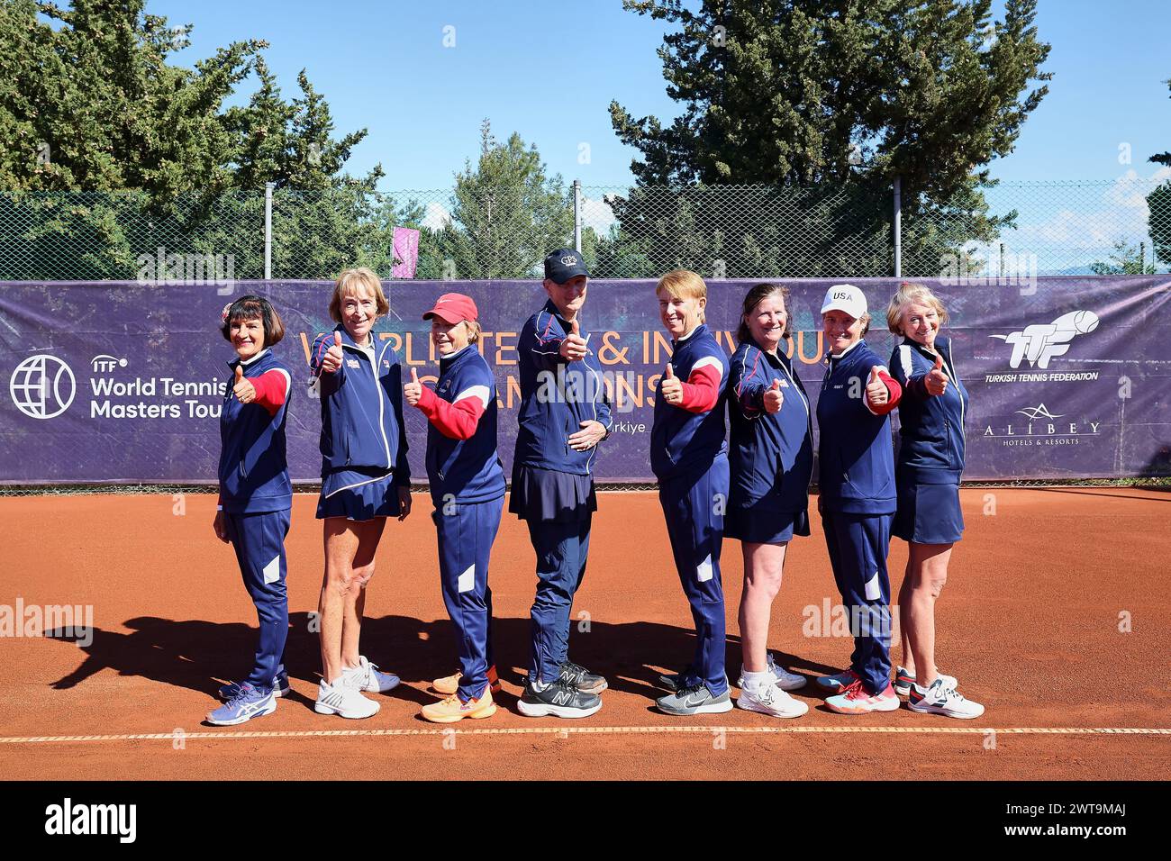 Manavgat, Antalya, Turchia. 15 marzo 2024. Susan Wright (USA), Carolyn Nichols (USA) Capitano, Anne Hayden Frautschi (USA), Carolyn Lane (USA), sue Bartlett (GBR), Anne Clark (GBR) Capitano, Jane Rushby (GBR), Patricia Wire (GBR) durante i Campionati mondiali a squadre e individuali 2024 65-85 (Credit Image: © Mathias Schulz/ZUMA Press Wire) SOLO PER USO EDITORIALE! Non per USO commerciale! Foto Stock