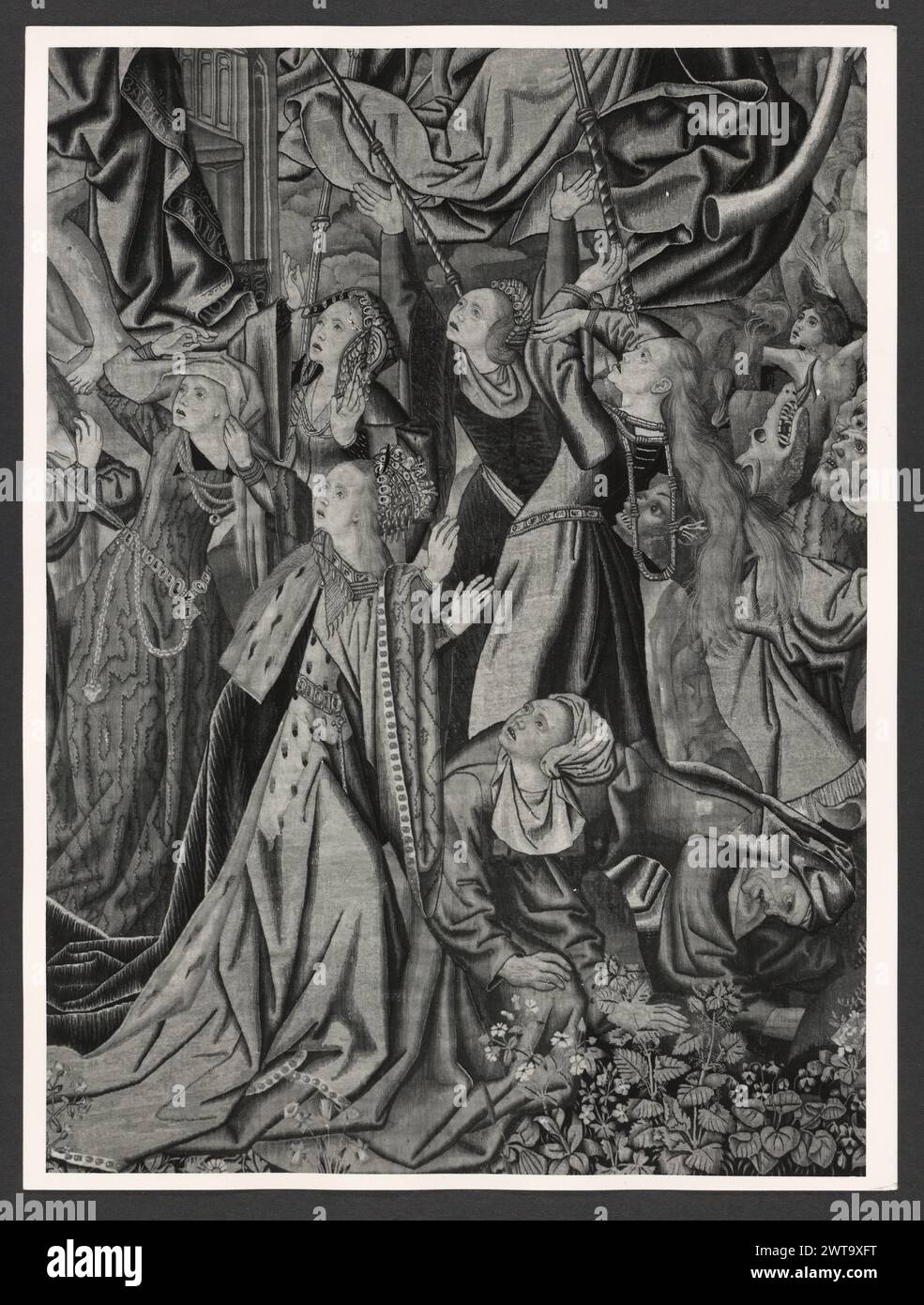 Lazio Roma Roma Palazzo Venezia, Museo1. Hutzel, Max 1960-1990 Post-medievale: Collezione di arazzi nella "sala Regia" Note: Occupare le stanze dell'appartamento Balbo, dove Paolo II visse e riunì le sue collezioni. Arazzi tedeschi e francesi del XVI secolo, tutti prodotti a Bruxelles, e cinque arazzi italiani da Riviera su disegni di cartoni animati di Giov. Franco Romanelli nel 1637-42. Il fotografo e studioso tedesco Max Hutzel (1911-1988) fotografò in Italia dai primi anni '1960 fino alla sua morte. Il risultato di questo progetto, citato da Hutzel come foto Arte mi Foto Stock