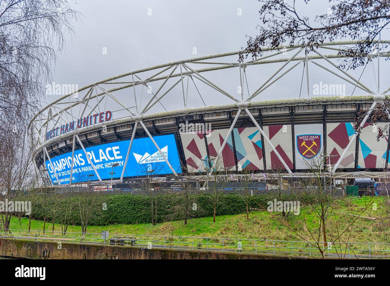 LONDRA, Regno Unito - 12 MARZO 2024: Stadio Olimpico ora stadio del West Ham United Football Club Foto Stock