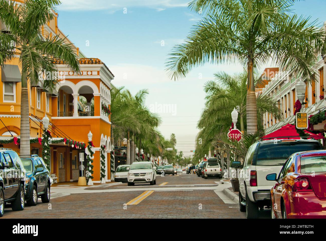 Quartiere commerciale del centro città sulla First Steet a Fort Myers, Florida Foto Stock