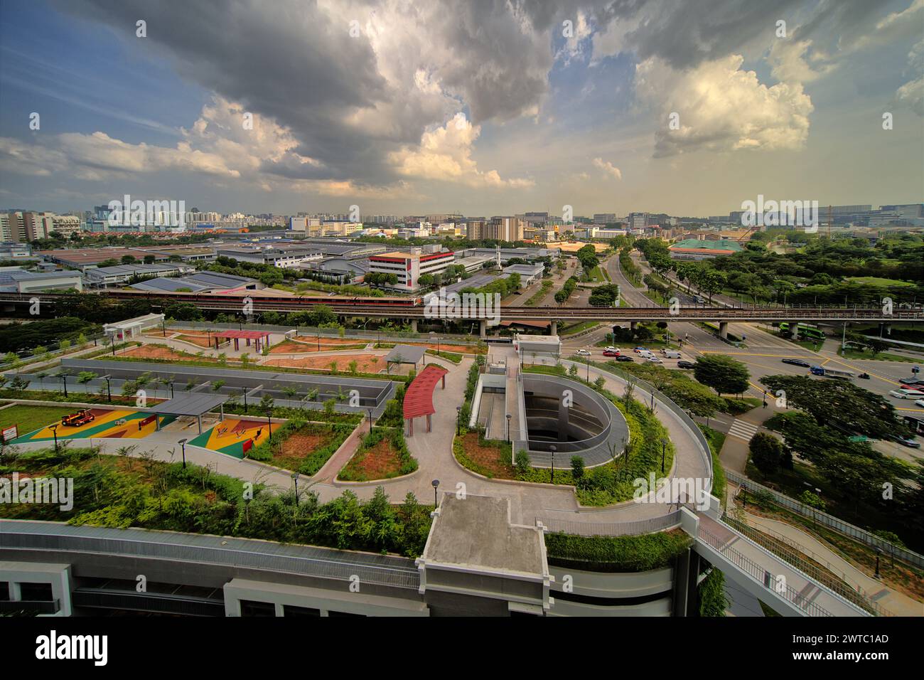 Boon Lay è un quartiere situato nella città di Jurong West, nella regione occidentale di Singapore. La parte esposta a sud è costituita principalmente da fabbriche e industrie. Foto Stock