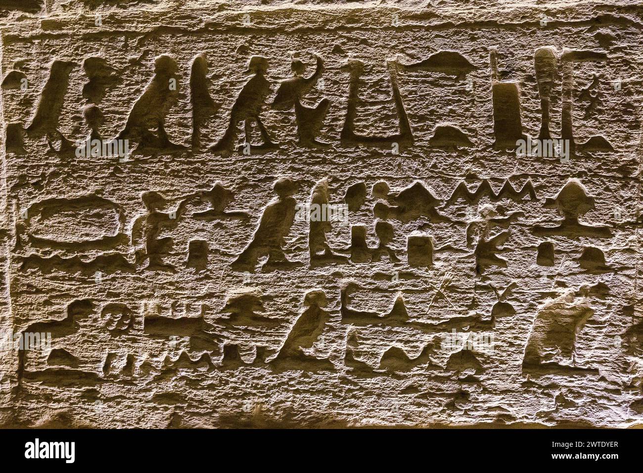 Egitto, Saqqara, Serapeum necropolis : testi di dedica e nicchie per stele. Foto Stock