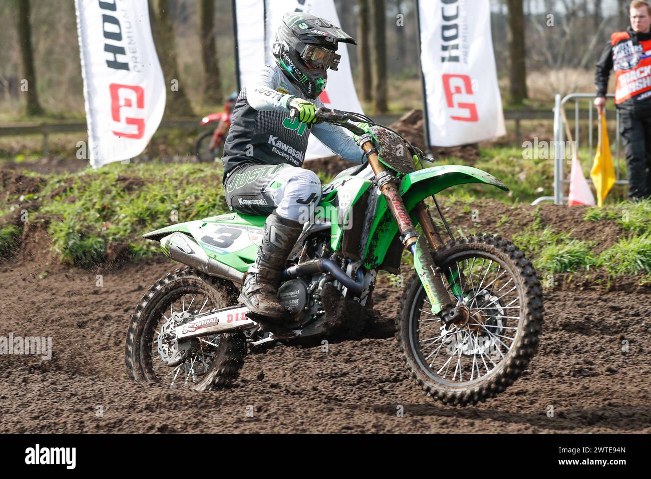 HARFSEN, PAESI BASSI - 17 MARZO: Romain Febvre fra Kawasaki Kawasaki Racing Team MXGP durante il parctice libero e a tempo libero sul primo round della M olandese Foto Stock