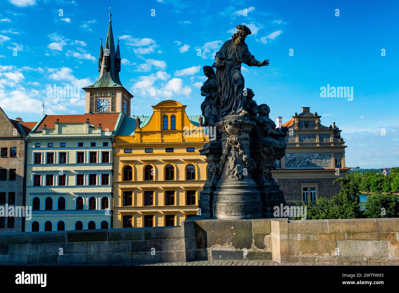 San Ivo, Charles Bridge, Praga, Repubblica ceca, Foto Stock