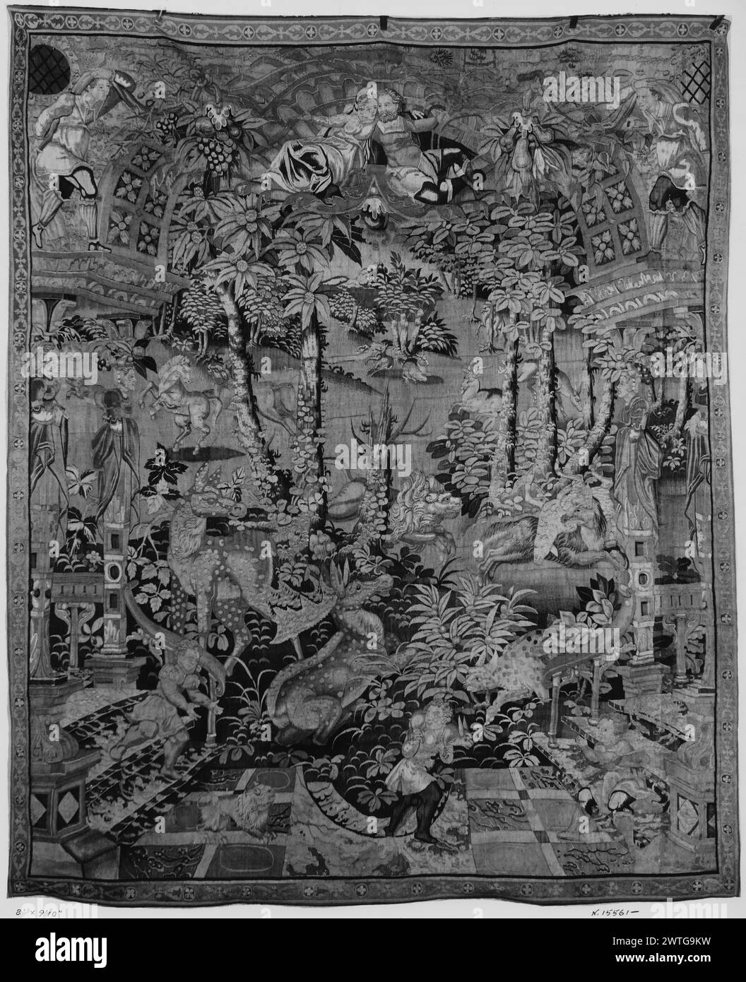 Pergola con cervo e leone nel parco giochi. Sconosciuto c. 1600-1620 arazzi dimensioni: H 9'10' x W 8' arazzi materiali/tecniche: Sconosciuto Cultura: Flemish Weaving Center: Unknown Ownership History: French & Co. Ricevuto da Arnold Seligmann, Rey & Co., Inc., fatturato 7/1/1930; restituito 11/30/1931. Lavori correlati: Pannelli in serie: GCPA 0184717-0184718, 0184222, 0237346-0237347 Foto Stock