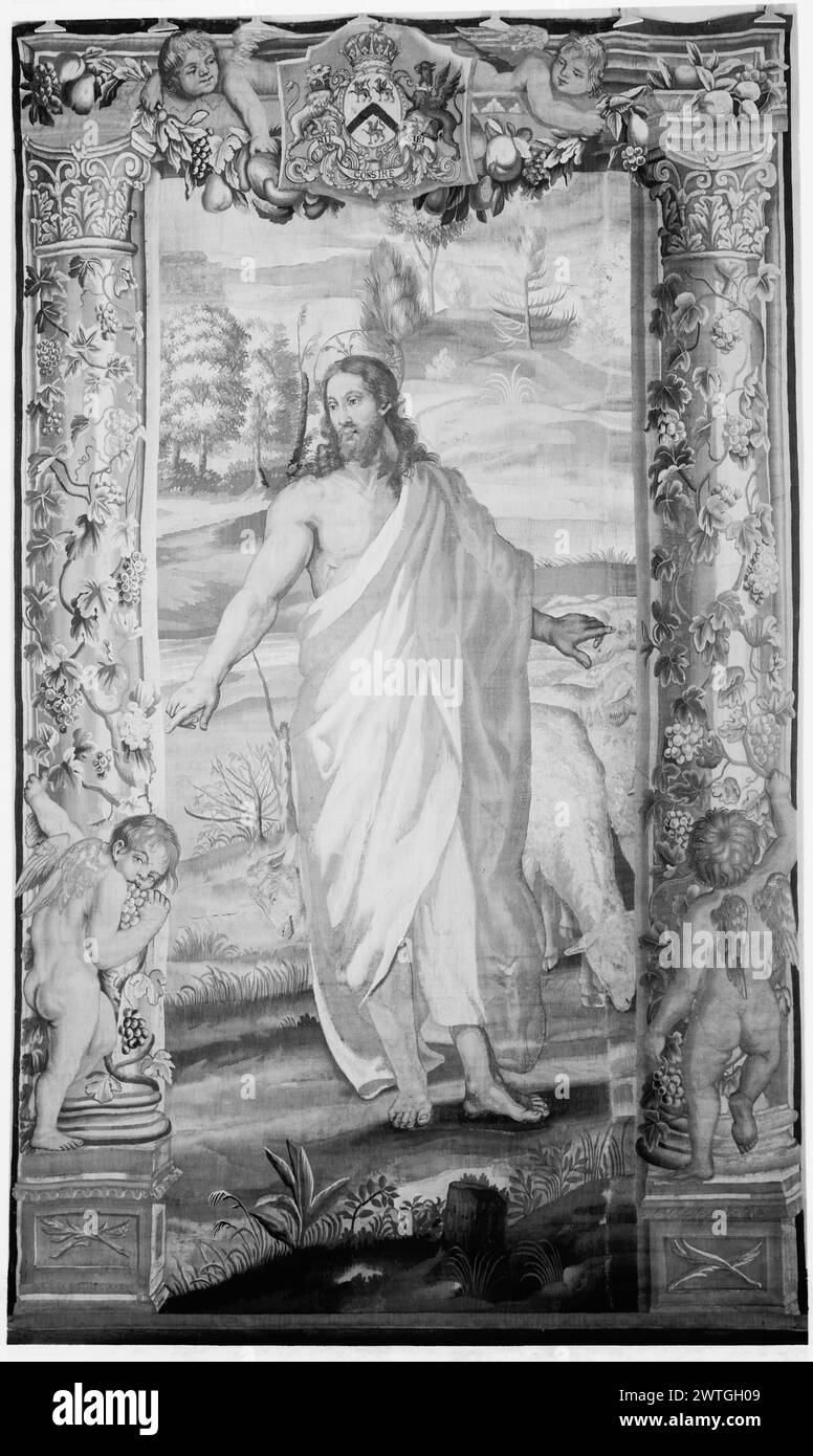 Cristo dà le chiavi del cielo a San Pietro. Raffaello (italiano, 1483-1520) (disegnato dopo) [pittore] May, Stephen de (inglese, atto. 1690-1710) (officina, attr.) [tessitore] c. 1690-1700 arazzi dimensioni: H 11'3' x W 7' arazzi materiali/tecniche: Cultura sconosciuta: English Weaving Center: London Ownership History: Made for Earls of Winchilsea & Nottingham, Burley-on-the-Hill, Rutland. Ereditato dal maggiore James Hanbury, Burley-on-the-Hill, Rutland. Capitano Bertram Currie Coll., Dingley Hall, Market Hanborough. Venduto a Christie, Manson & Woods (Londra), 3/26/1953, lotto 86. Perez (Londra), 1953. Fren Foto Stock