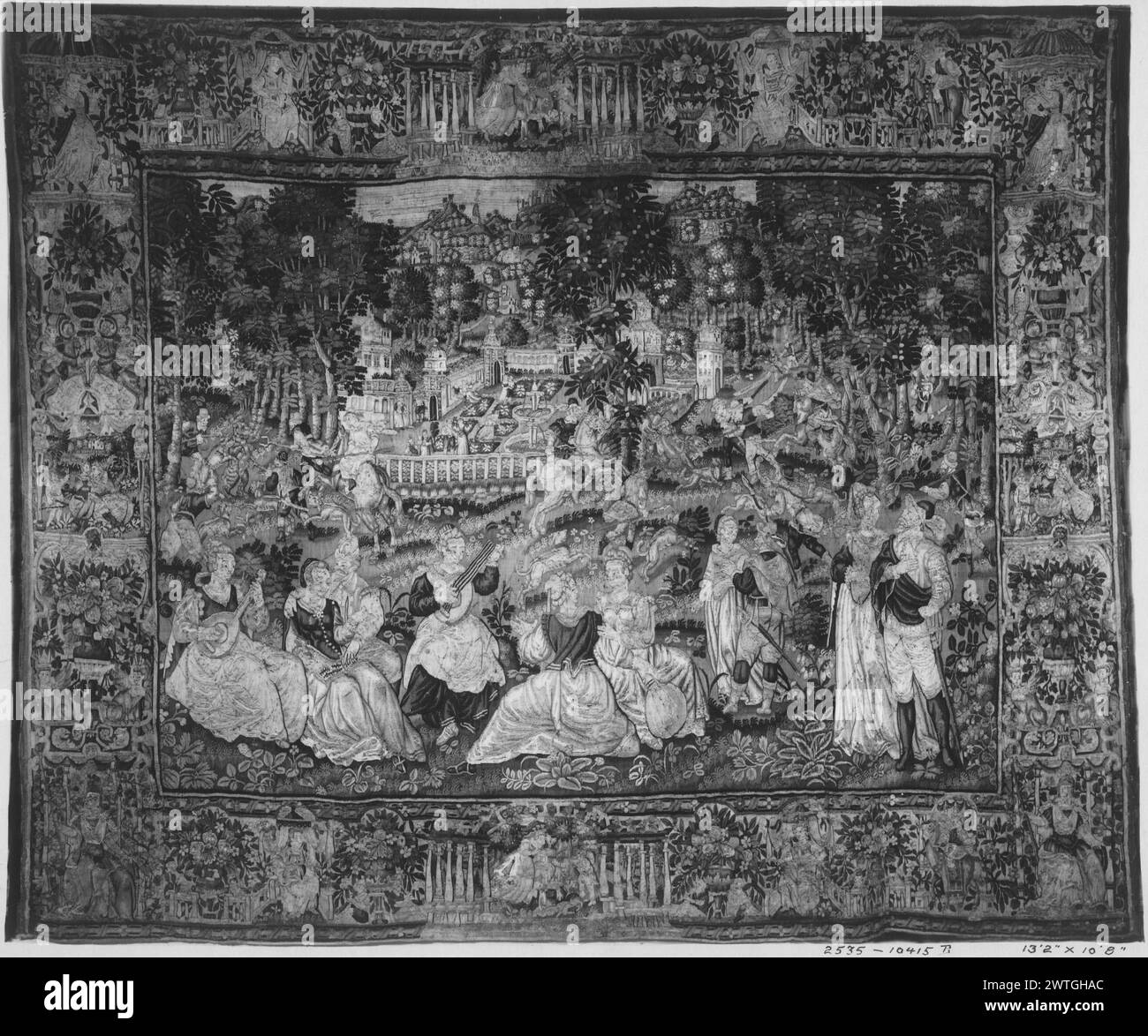Parco giochi con caccia agli orsi e festa musicale in primo piano. Sconosciuto c. 1575-1625 arazzi dimensioni: H 10'8' x W 13'2' arazzo materiali/tecniche: Sconosciuto Cultura: Fiammingo tessitura Centro: Sconosciuto storia di proprietà: French & Co. Acquistato dalla signora Pooler 2/26/1918; venduto 3/16/1918. Lavori correlati: Pannelli in serie: GCPA 0236440-0236442, 0184306 Foto Stock