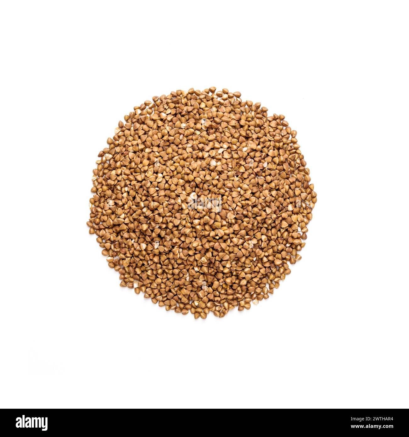 Cumulo di grano saraceno marrone secco. Porridge di grano saraceno. Dieta senza glutine. Cibo sano prodotto biologico naturale Foto Stock