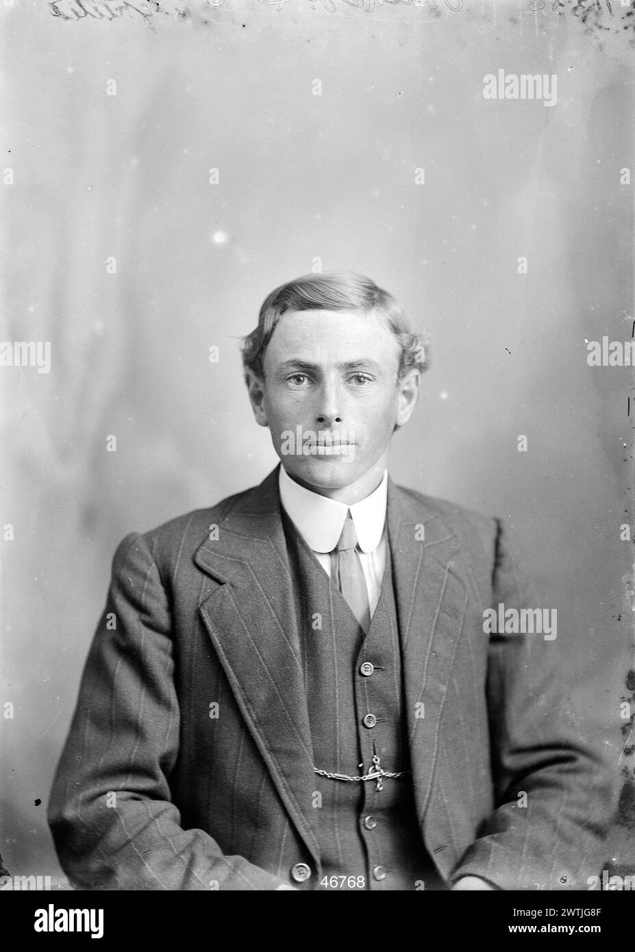 Tallke J 6 ord Vignette negativi in bianco e nero, negativi in gelatina a secco, ritratti Foto Stock