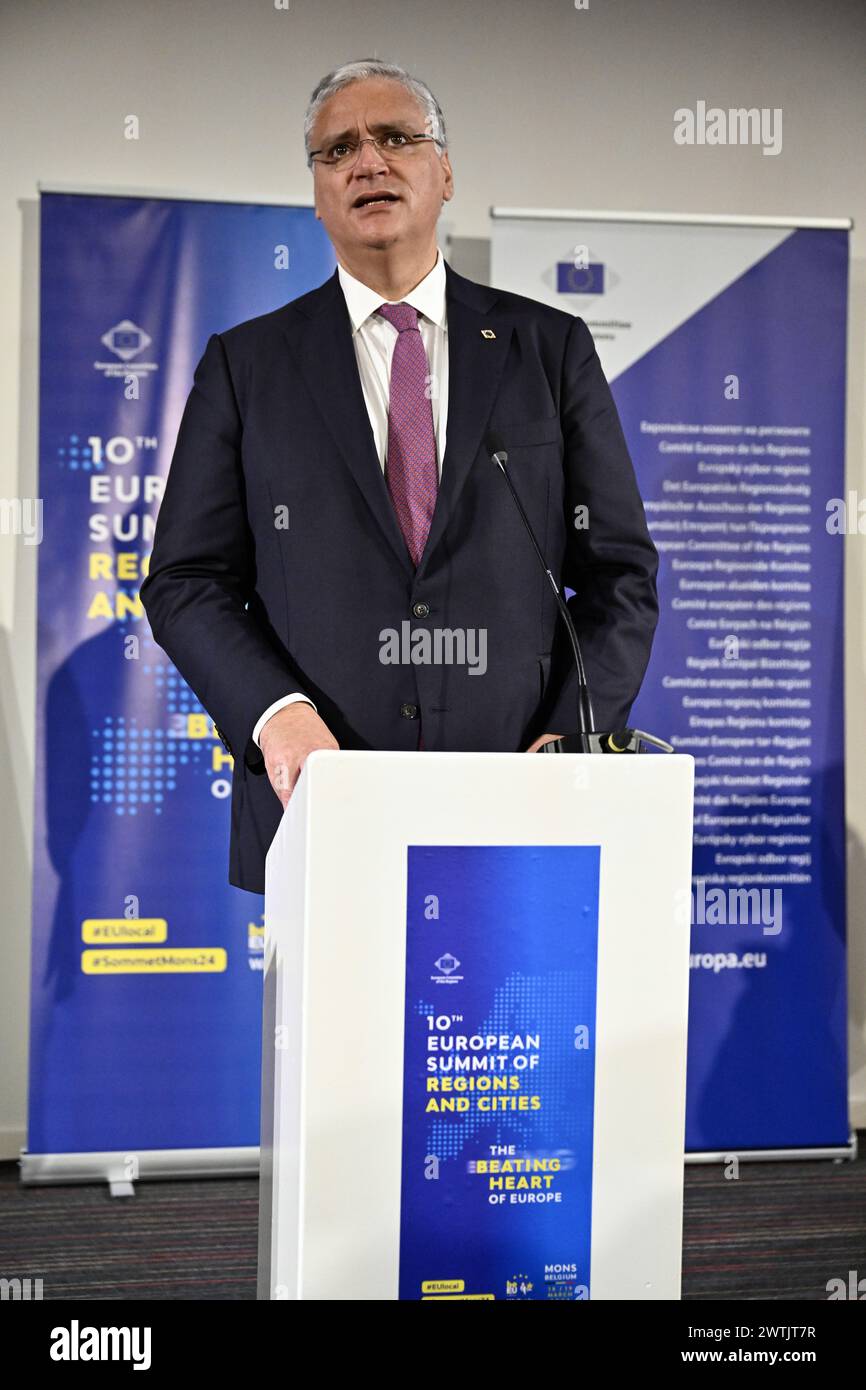 Vasco Alves Cordeiro, Presidente del Comitato europeo delle regioni, nella foto, durante una conferenza stampa al decimo Vertice europeo delle regioni e delle città dell'Unione europea, lunedì 18 marzo 2024 a Mons. Il vertice, organizzato dal Comitato delle regioni e della regione vallona, accoglierà migliaia di sindaci, consiglieri comunali, ministri regionali e decisori europei e globali di alto livello per discutere soluzioni locali concrete e innovative alle sfide emergenti che i cittadini e i territori devono affrontare. BELGA PHOTO ERIC LALMAND Foto Stock