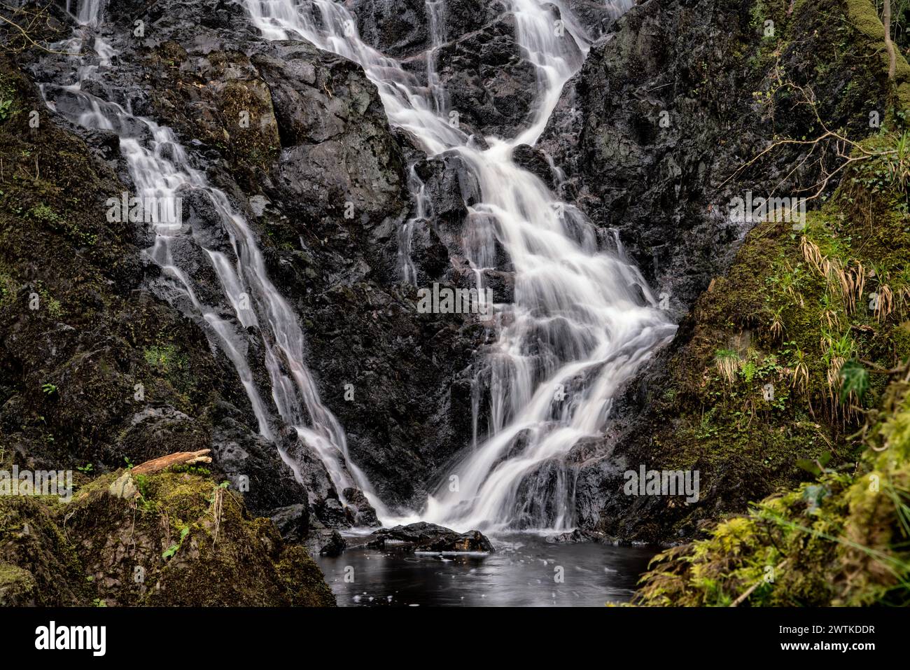 Cascata sfalsata in Scozia Foto Stock