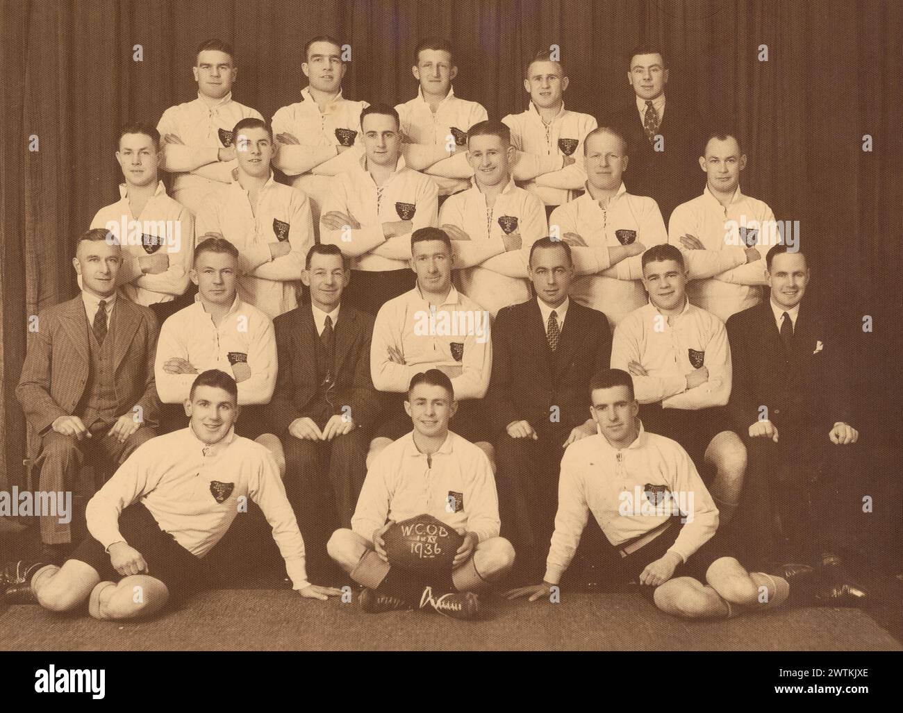 Wellington College Old Boys' Football Club, Runners Up Senior Championship, 1936 stampe in argento gelatina, stampe in bianco e nero, ritratti di gruppo Foto Stock