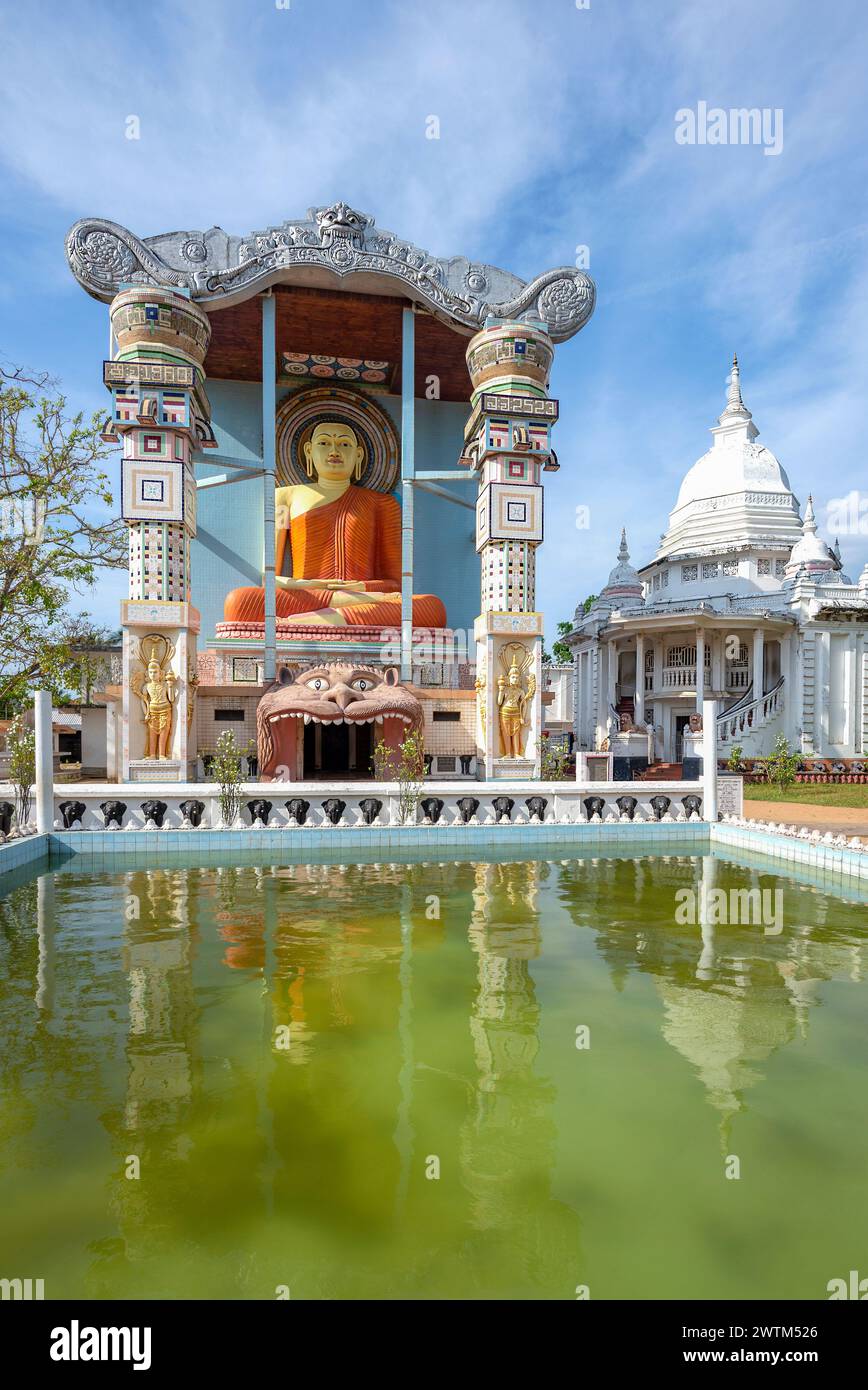 NEGOMBO, SRI LANKA: 3 FEBBRAIO 2020: Ingresso al Tempio di Bodhirajarama Maha Viharaya (Tempio di Angurukaramulla). Negombo, Sri Lanka Foto Stock