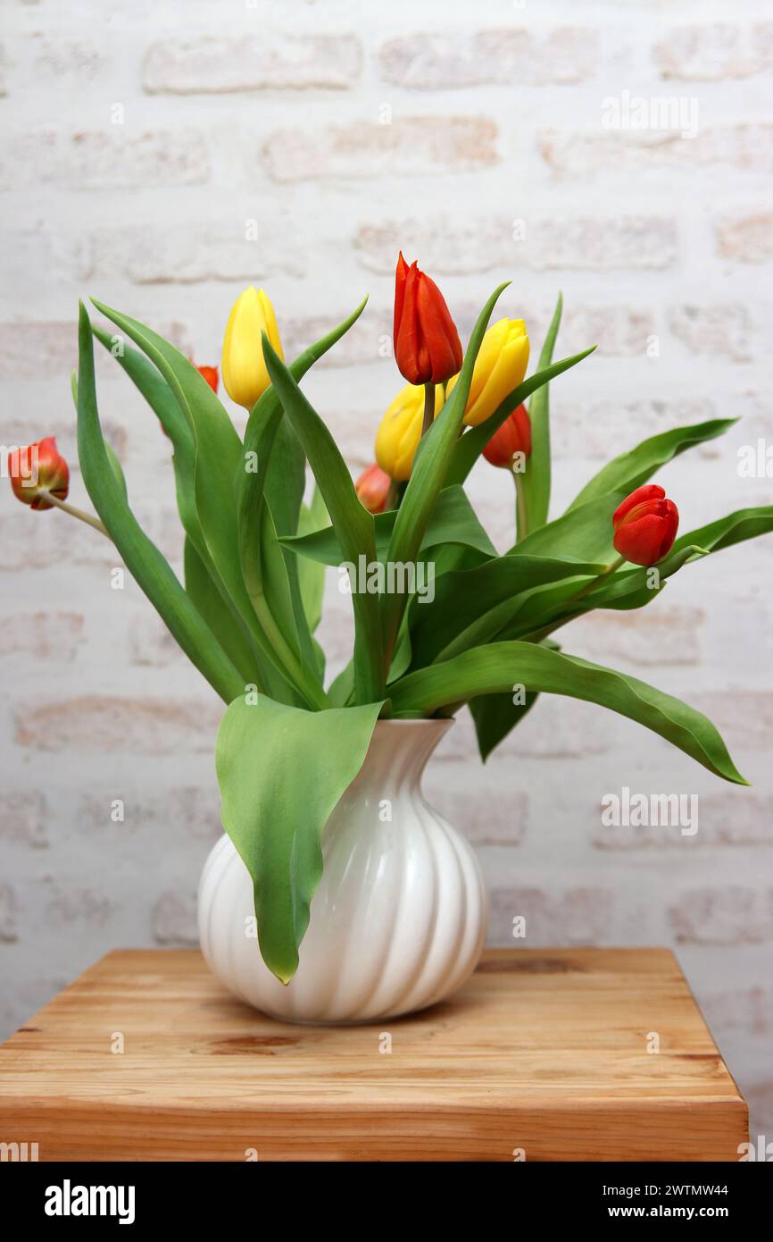 Coloratissimo bouquet di fiori Foto Stock