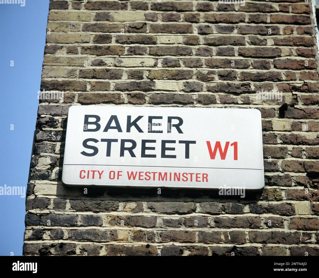 Inghilterra. Londra. Segnale di Baker Street. Casa del personaggio di Sherlock Holmes. Foto Stock