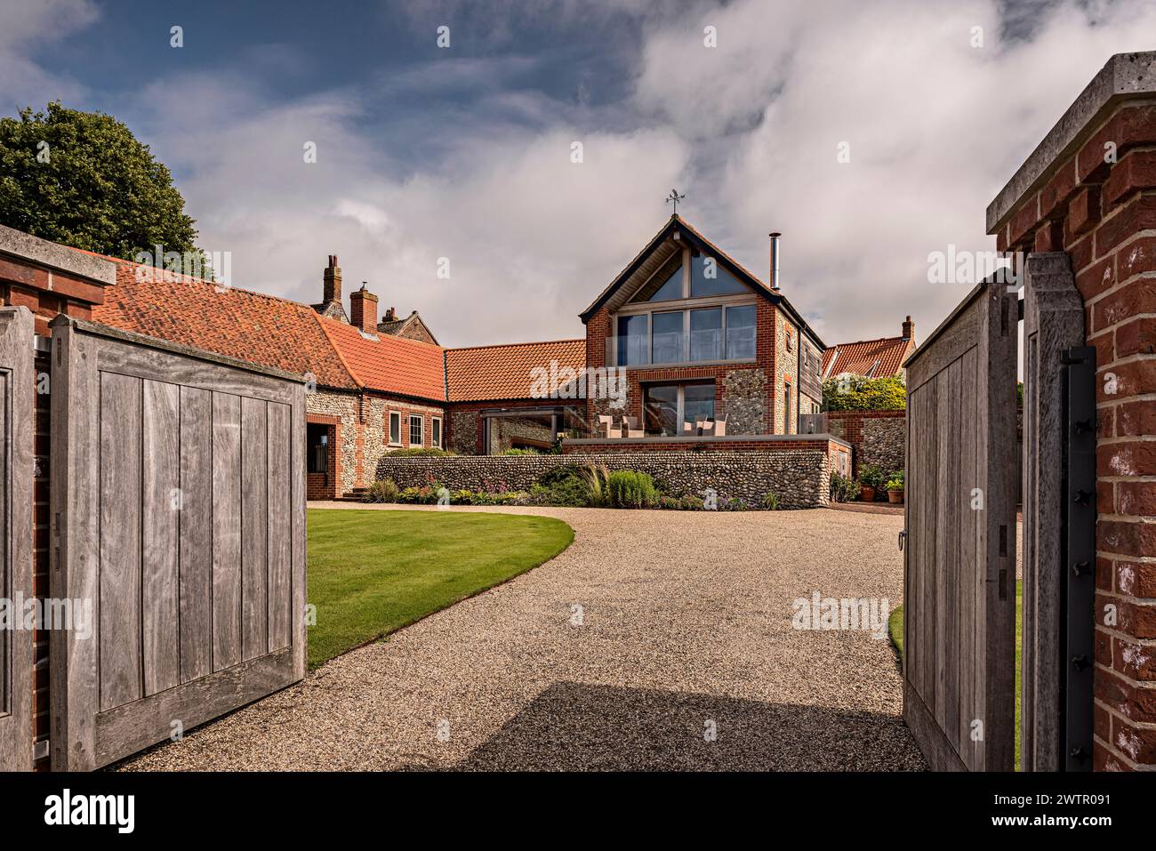 Facciata esterna della casa costiera di Blakeney, Norfolk, Regno Unito Foto Stock