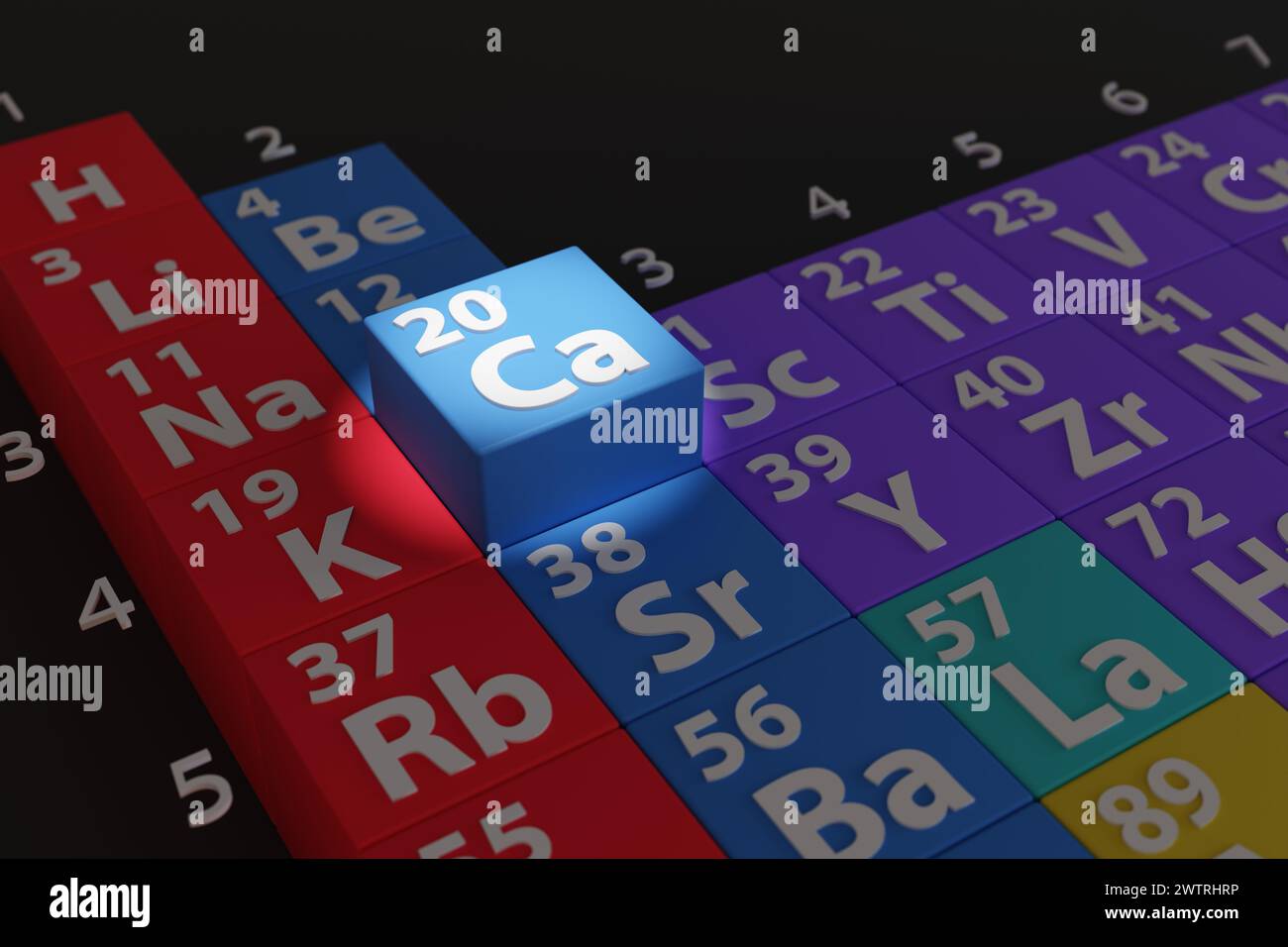 Riflettori puntati sul numero atomico 20 e sul simbolo CA del calcio della tavola periodica colorata. Importanza della dieta per integratori e minerali per le ossa Foto Stock
