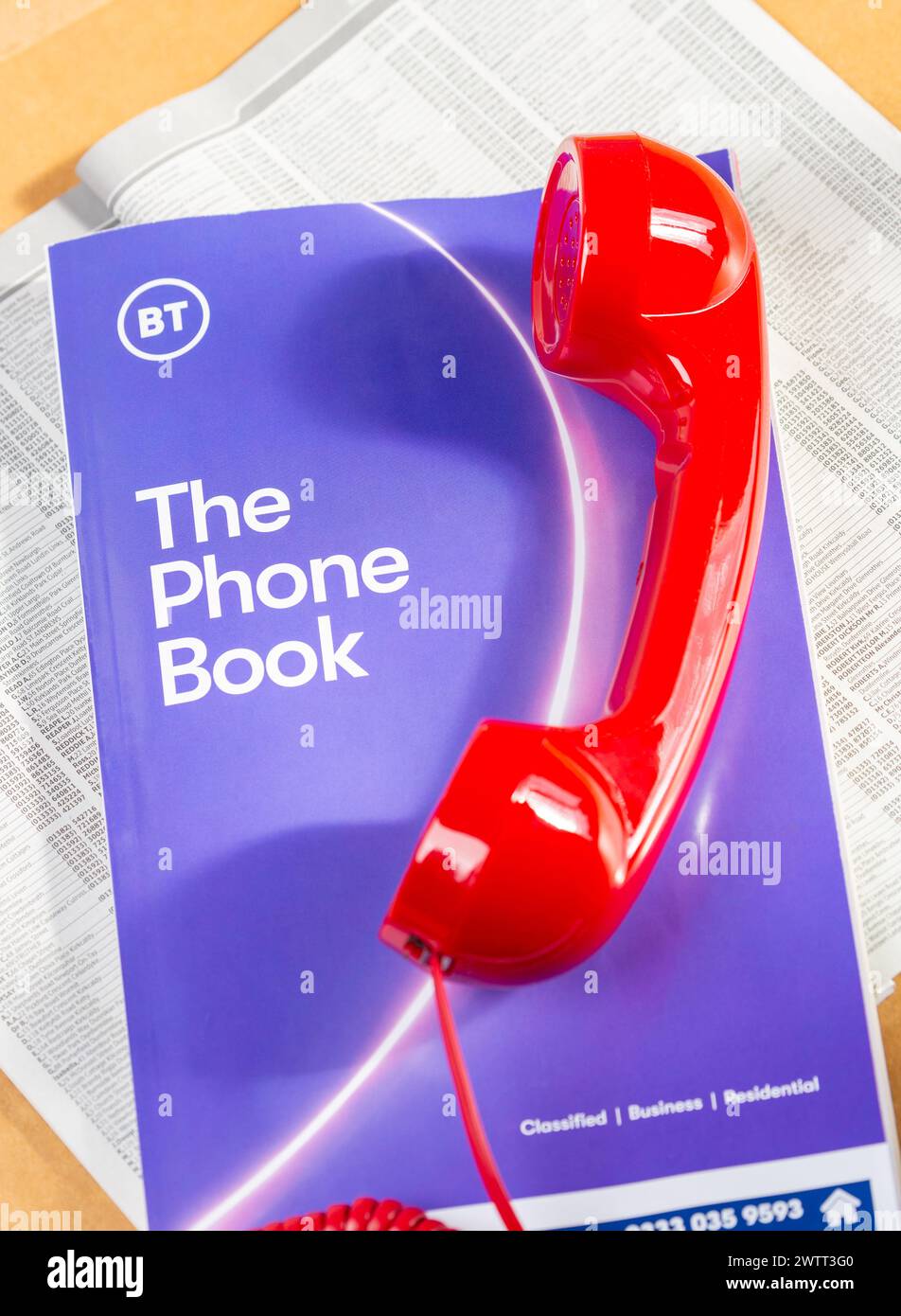Marzo 2024 BT ha deciso di interrompere la stampa delle copie della rubrica telefonica, che ha iniziato a essere stampata nel 1880 Foto Stock