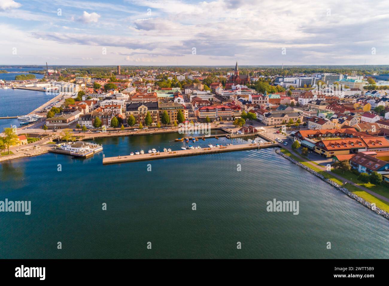 Vista aerea del centro di Västervik in estate Foto Stock
