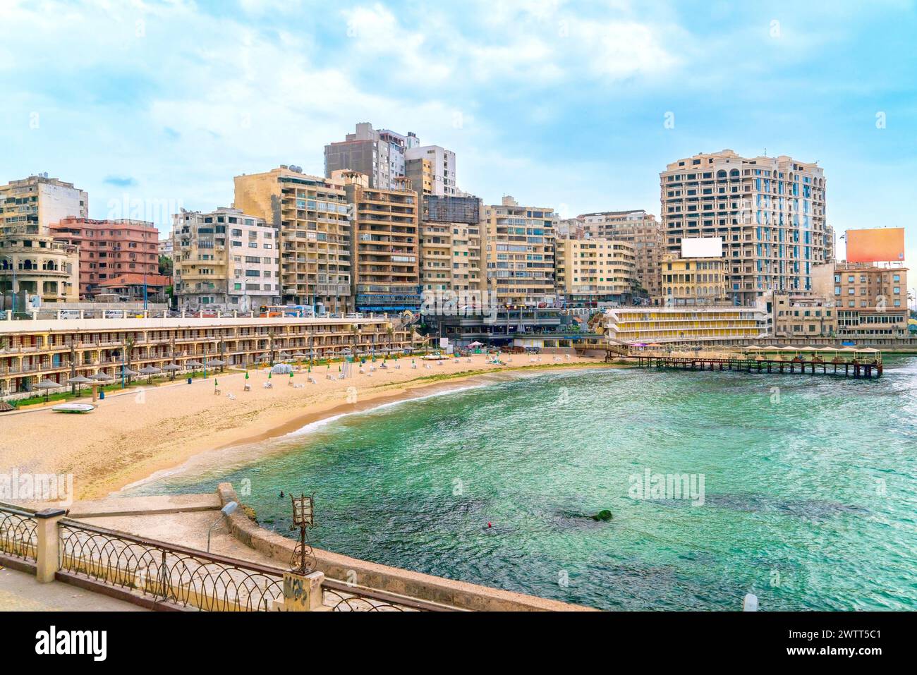 Spiaggia di Stnaley sul Mar Mediterraneo, Alessandria, Egitto Foto Stock