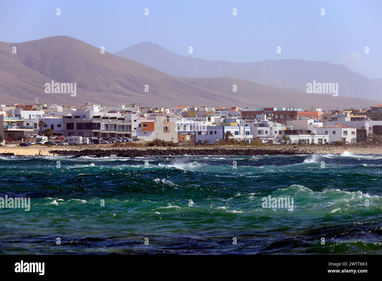 Mare selvaggio, El Cotillo, Fuerteventura, Isole Canarie, Spagna. Foto Stock
