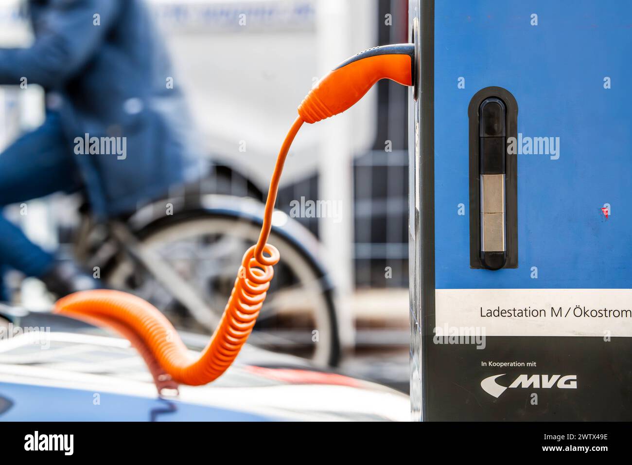 E-Ladestation in München, März 2024 Deutschland, München, März 2024 ...