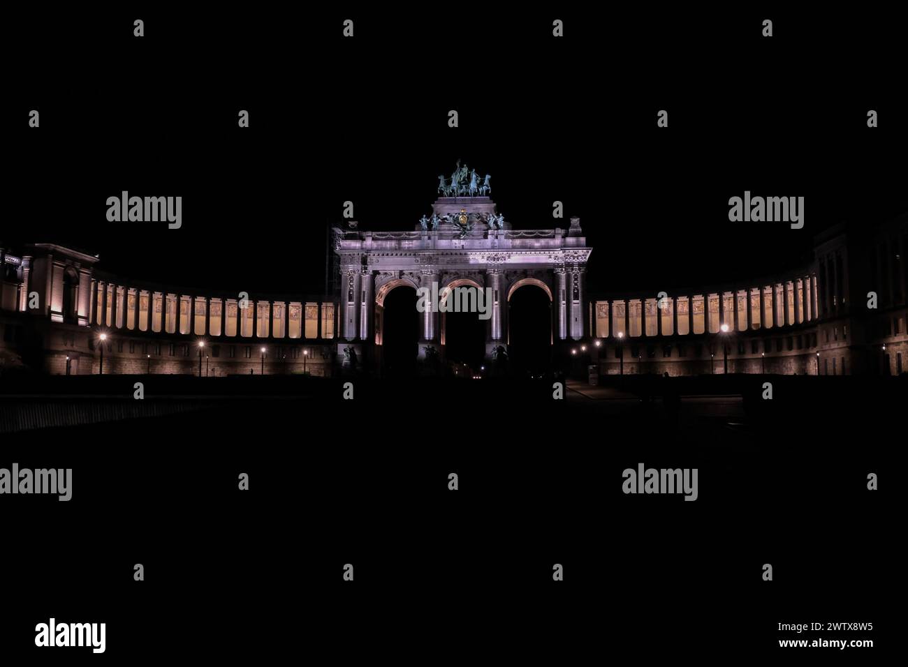 Parc du Cinquantenaire - Vista notturna Foto Stock