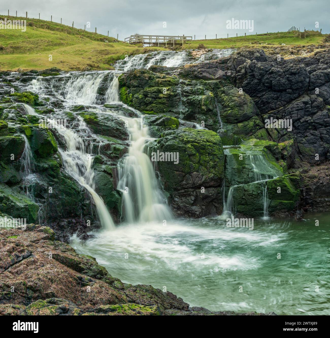 Dunseverick Falls, Co Costa di Antrim, Irlanda del Nord Foto Stock