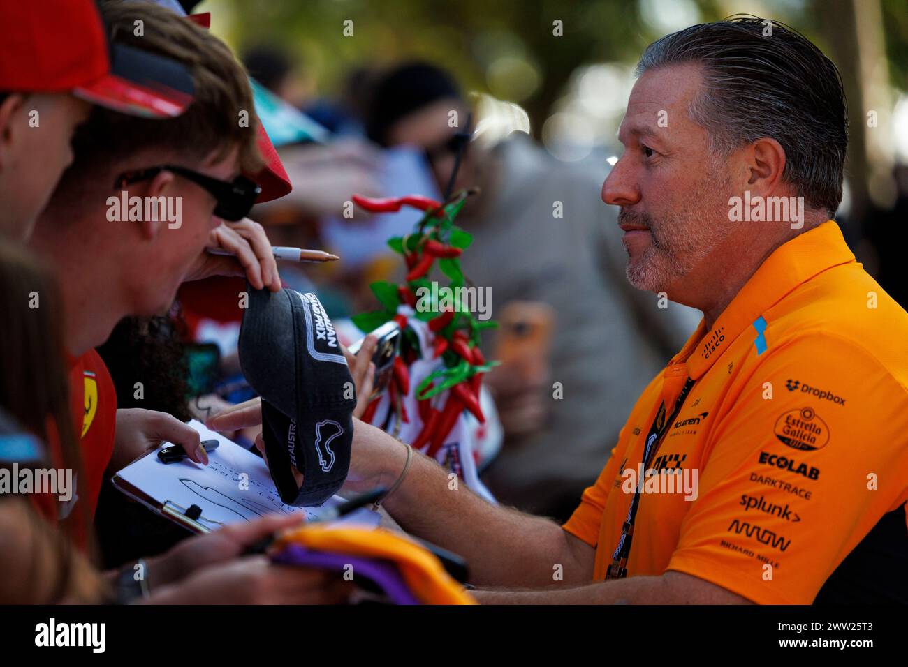 21 marzo 2024: Melbourne Grand Prix Circuit, Melbourne, Victoria, Australia; Australian Formula 1 Grand Prix: Giorno dell'arrivo e dell'ispezione: Il CEO del team McLaren Zak Brown alla Formula 1 australiana Foto Stock