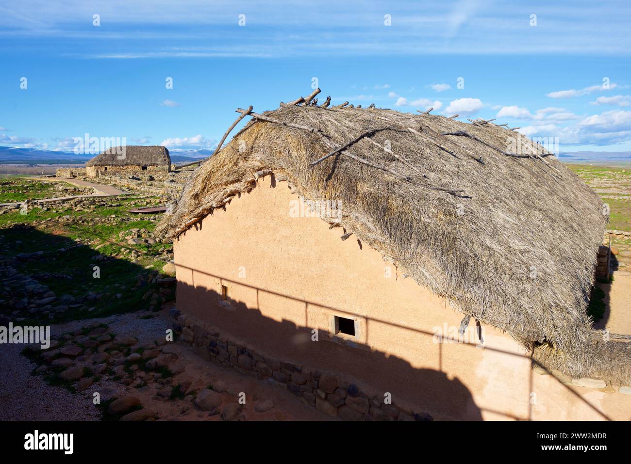 Ricreazione in casa nell'insediamento celtiberiano a Garray, provincia di Soria, Castilla Leon in Spagna. Foto Stock
