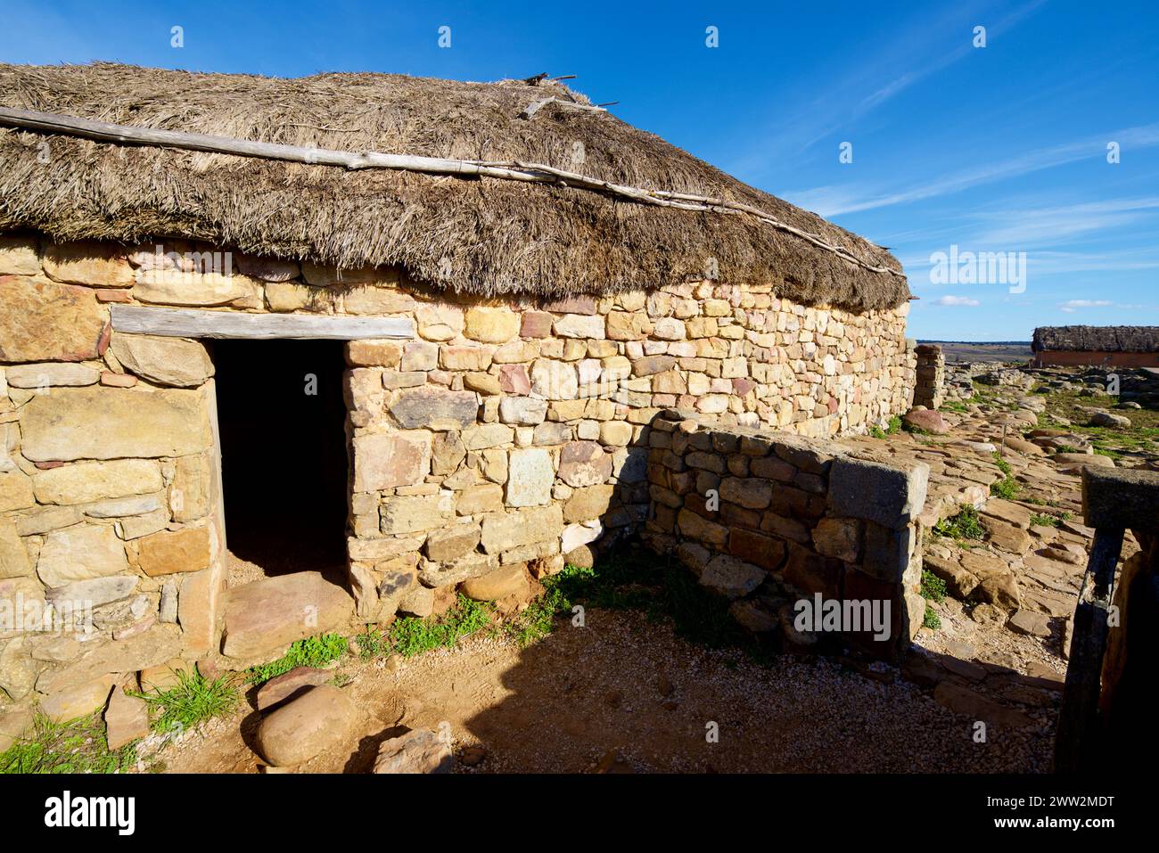 Ricreazione in casa nell'insediamento celtiberiano a Garray, provincia di Soria, Castilla Leon in Spagna. Foto Stock