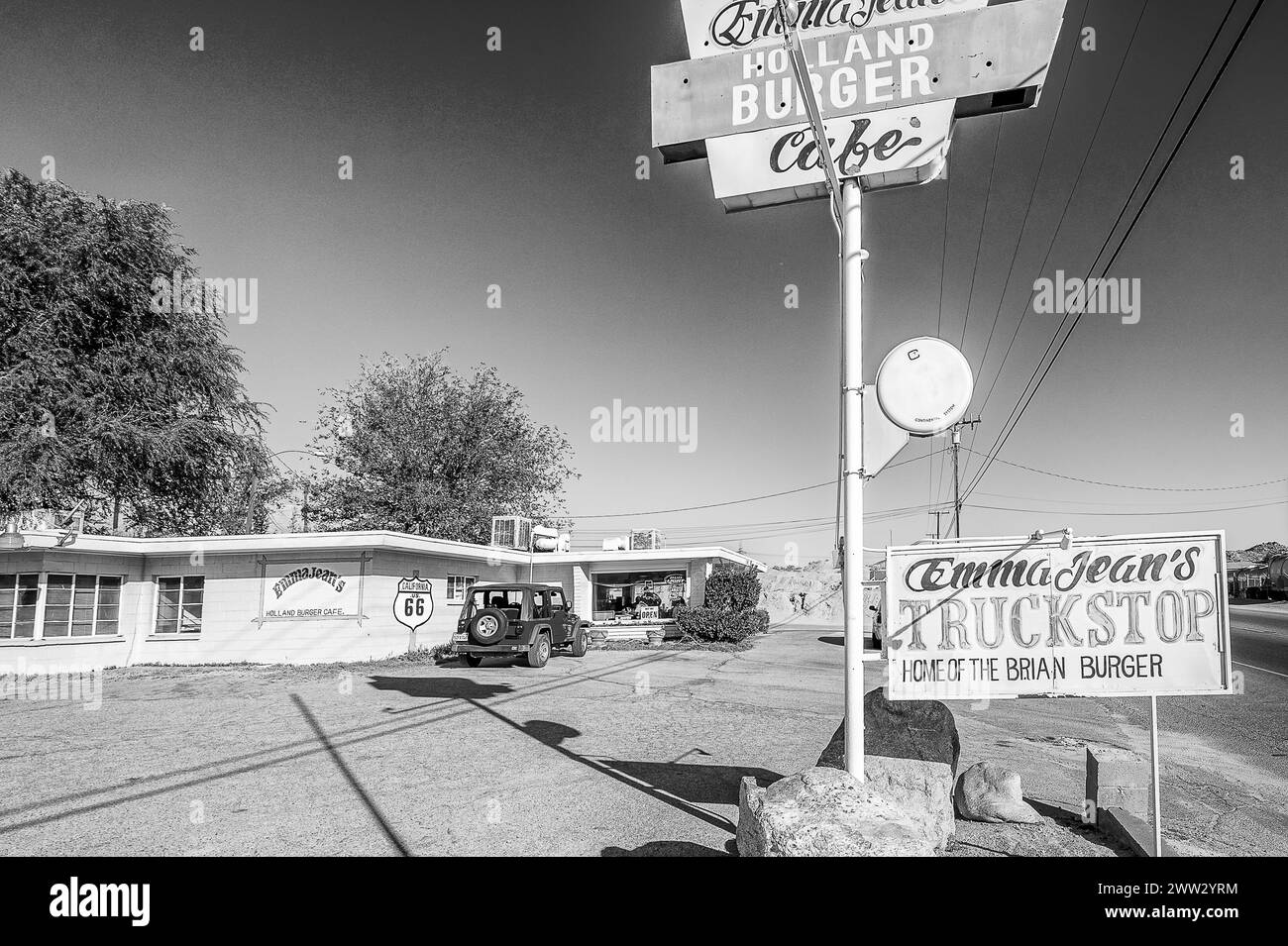 Emma Jean's Holland Burger Café a Victorville, CALIFORNIA, è uno storico caffè sulla Route 66 nel deserto del Mojave Foto Stock