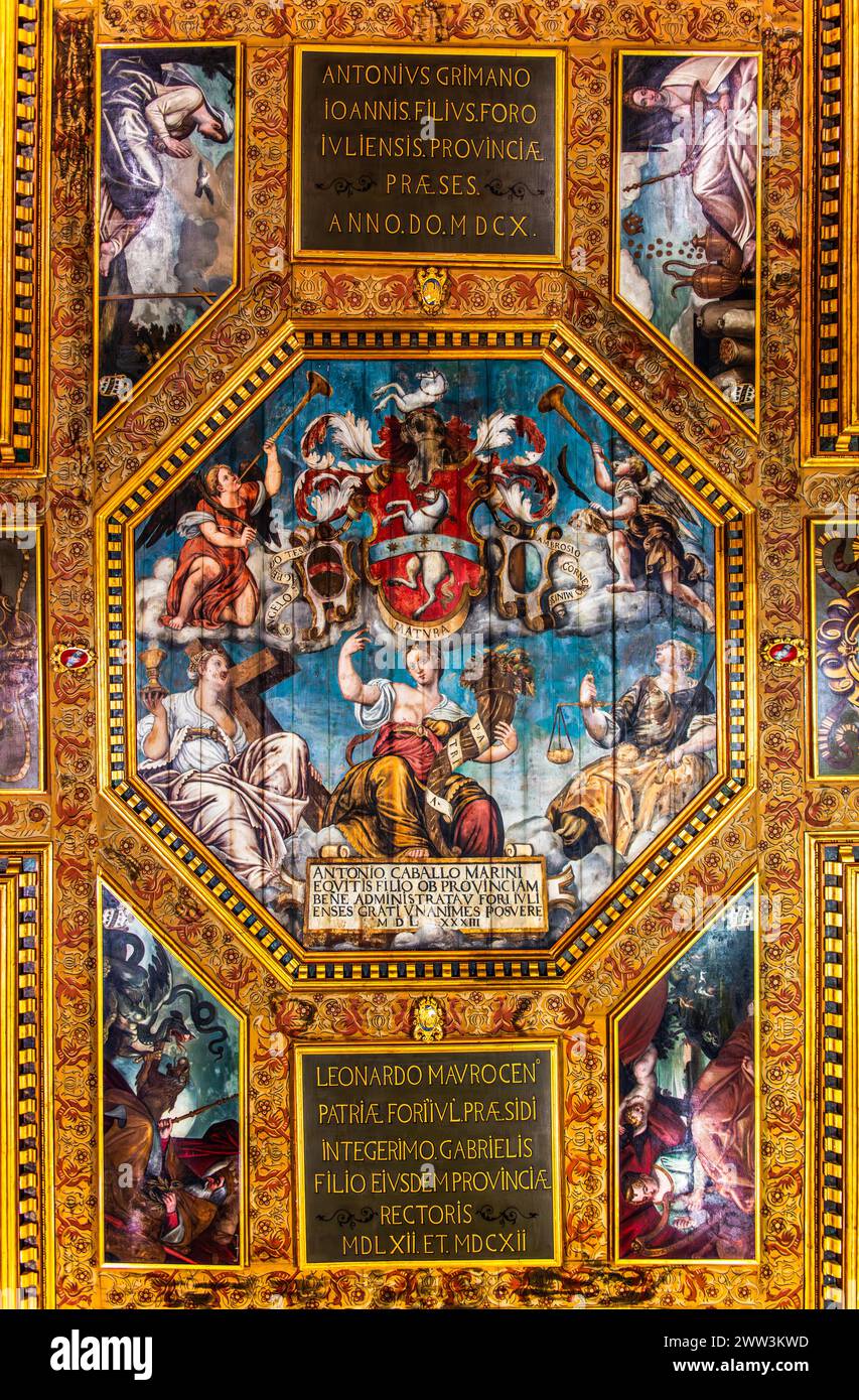 Sala del Parlamento, decorazioni di Giovanni da UdineGaleria d'Arte Antica, Castello di Udine, sede dei Musei di Stato, Udine, più importante Foto Stock