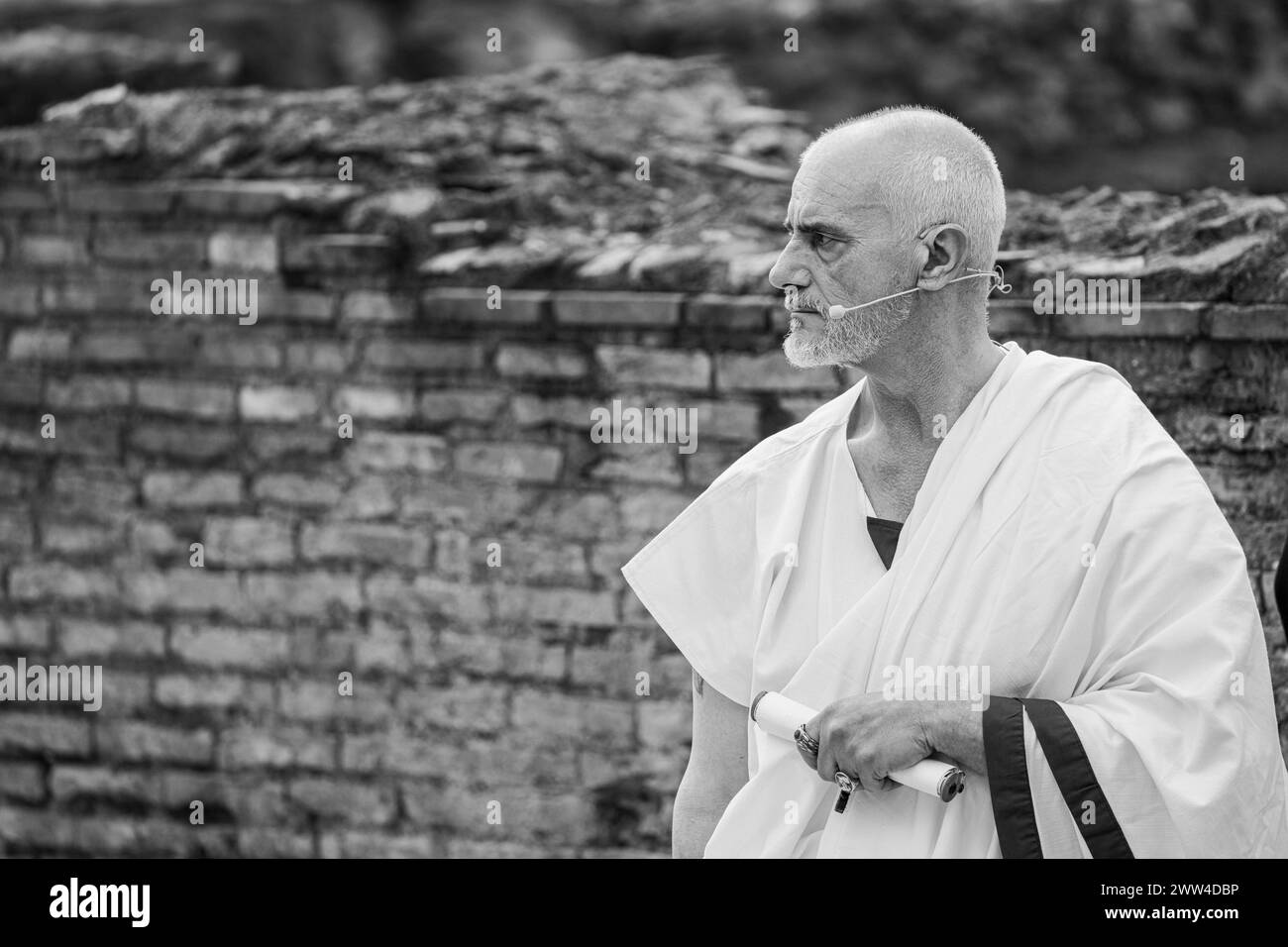 Roma, Italia, 15 marzo 2024 - rievocazione storica delle Idi di marzo realizzata dal gruppo storico Romano nell'area Sacra di largo Argentina a Roma. Crediti: Luigi de Pompeis / Alamy Live News Stock Photo Foto Stock