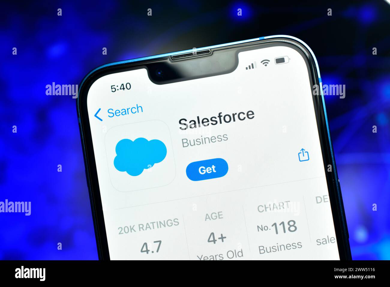 Nuova Delhi, India 20 marzo 2024:- l'app Salesforce su smartphone viene utilizzata per fornire software e applicazioni di gestione delle relazioni con i clienti per le vendite Foto Stock