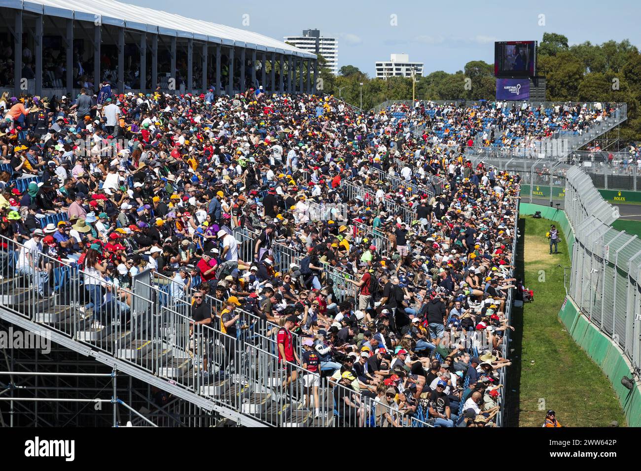 Tribuna durante il Gran Premio d'Australia di Formula 1 Rolex 2024, 3° round del Campionato del mondo di Formula 1 2024 dal 22 al 24 marzo 2024 sull'Albert Park Circuit, a Melbourne, Australia Foto Stock