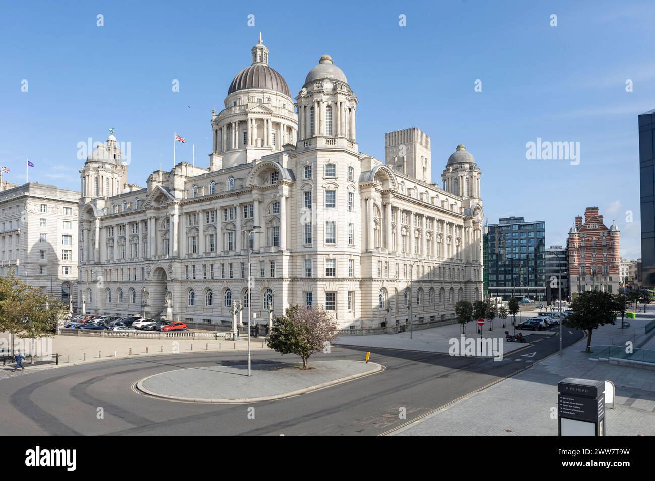 Liverpool, regno unito 16 maggio 2023 il Port of Liverpool Building è un edificio classificato Grade II. Fa anche parte dell'ex patrimonio dell'UNESCO di Liverpool Foto Stock