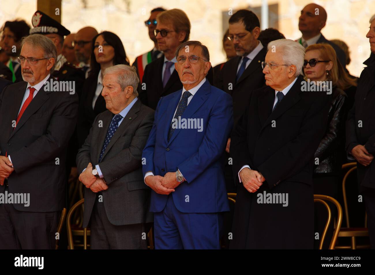 Roma, Italia 03 24 2024: Cerimonia di commemorazione delle vittime del massacro nazista a fosse Ardeatine. Ignazio la Russa Presidente del Senato Foto Stock